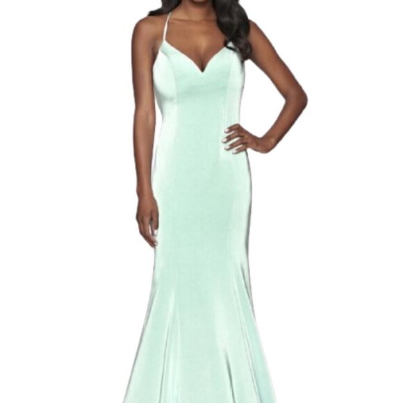 NWT Faviana S10659 Prom Dress Stretch Faille Satin Lavender Size 2 - Picture 1 of 8